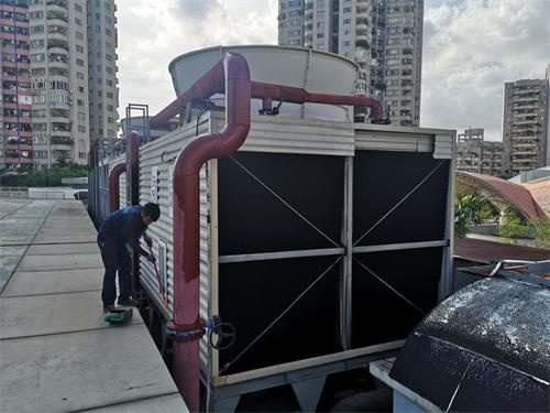 玻璃鋼冷卻塔與傳統的冷卻塔相比有什么不同,圓形玻