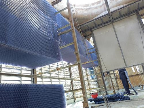 在設計封閉式冷卻塔水系統時應注意哪些細節(開式冷