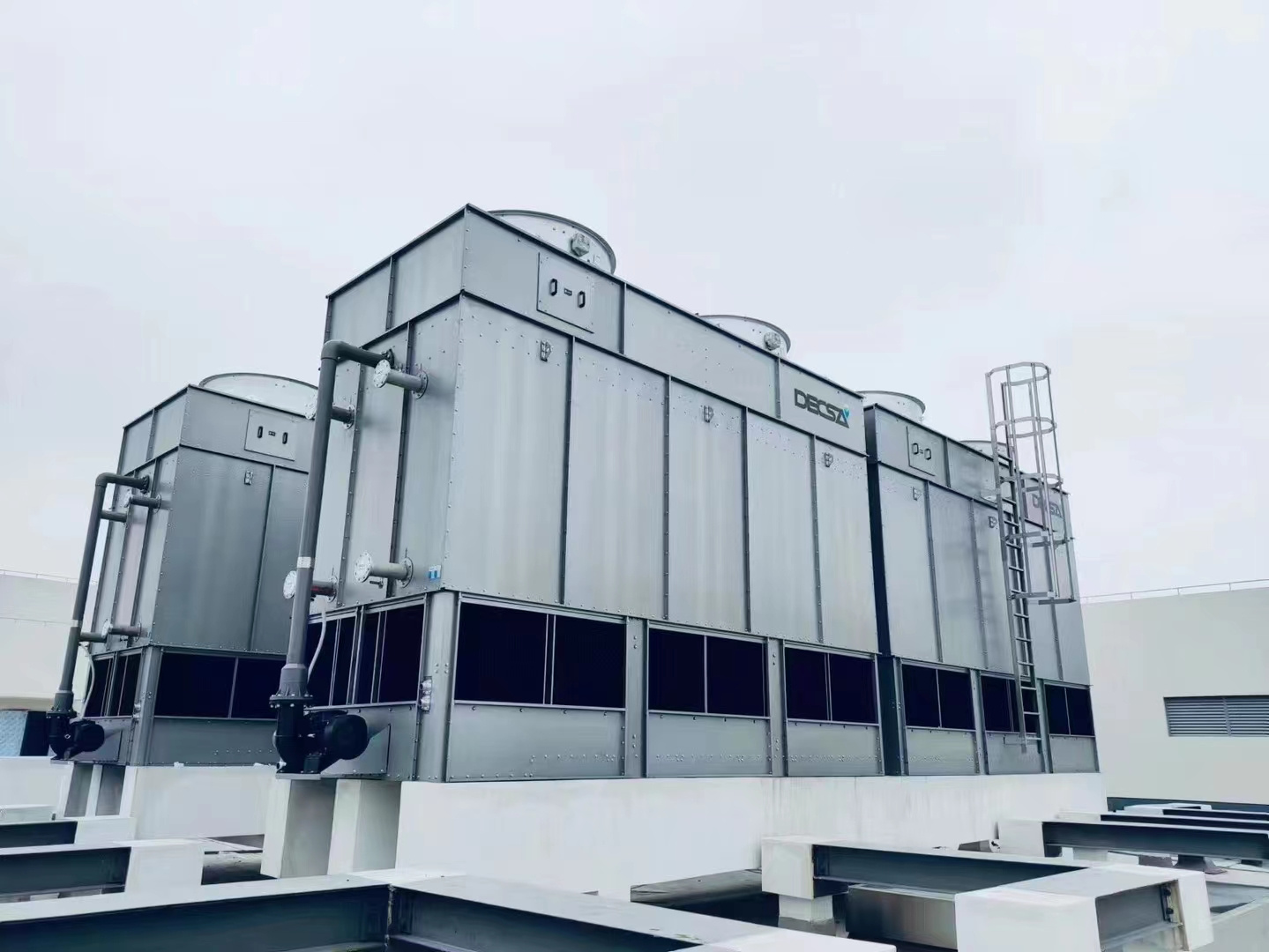 玻璃鋼冷卻塔的制冷工藝,玻璃鋼冷卻塔圖片